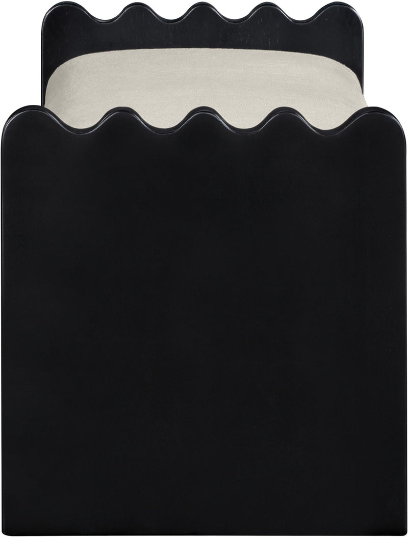 Sonia - Bench With Black Base