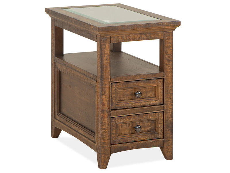 Bay Creek - Chairside End Table - Toasted Nutmeg