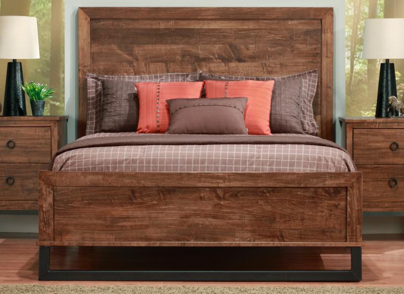 Cumberland Bed With Low Footboard w/wood Head Collection