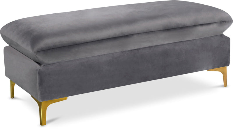 Naomi - Ottoman
