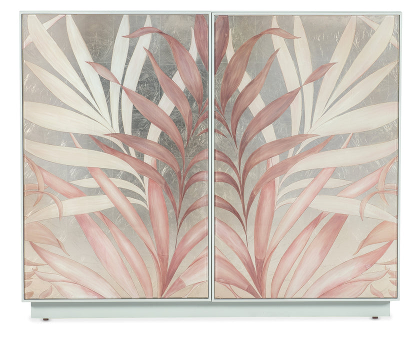 Triumph Accent Chest