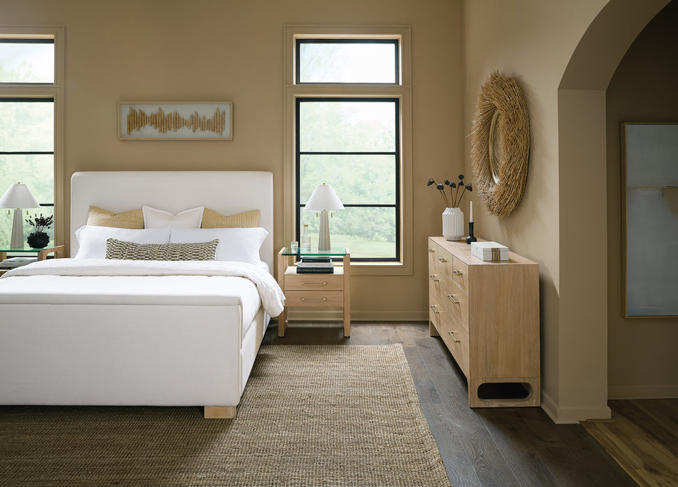 Banyon Bay California King Upholstered Bed