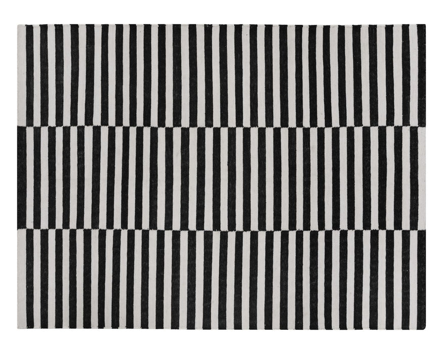 Zigby Hand Woven Rug Black / Ivory