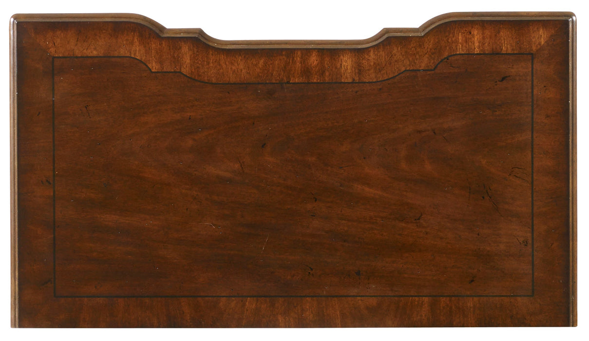 Leesburg Bachelor's Chest