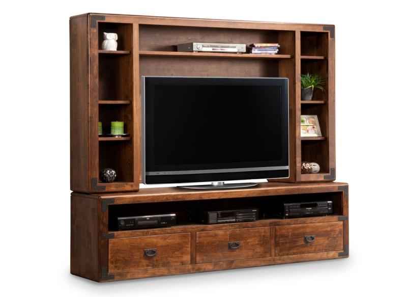 Saratoga HDTV Unit with Hutch Collection