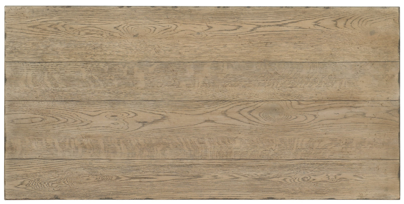 Floresville Bachelors Chest