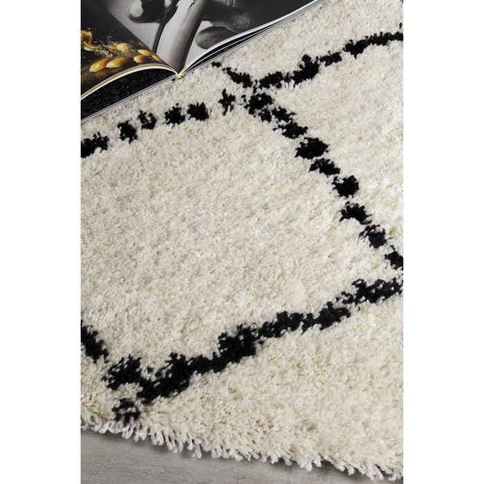 Maroq Diamonds Soft Touch Rug - Sterling House Interiors