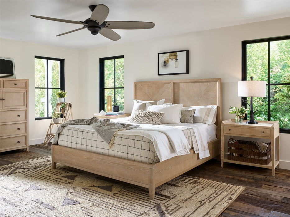 Modern Farmhouse Ames Bed Complete Queen Light Brown