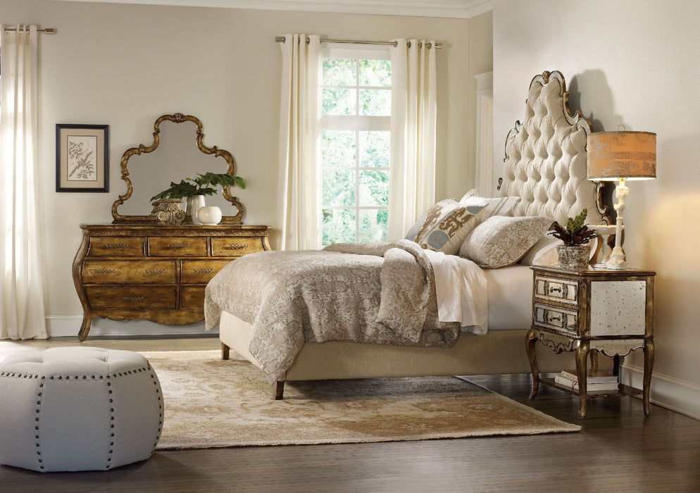 Sanctuary Tufted Bed Bling